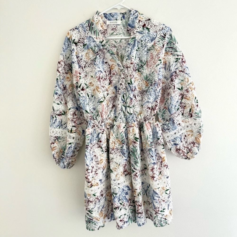 Avantlook Floral Eyelet Mini A-Line Dress Medium - Picture 2 of 6